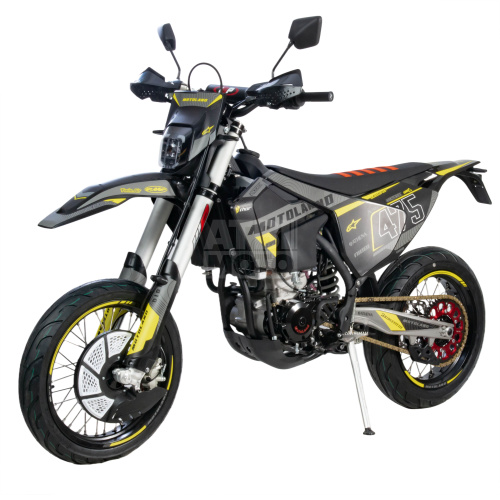 Мотоцикл Кросс 500 XT500 ST 17/17 (мотард) Мотоцикл Кросс 500 XT500 ST 17/17 (мотард)